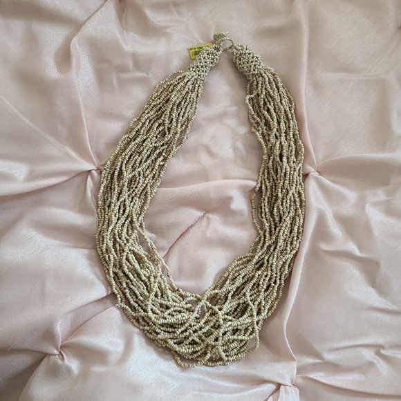 Costume necklace-New - Picture 1 of 1
